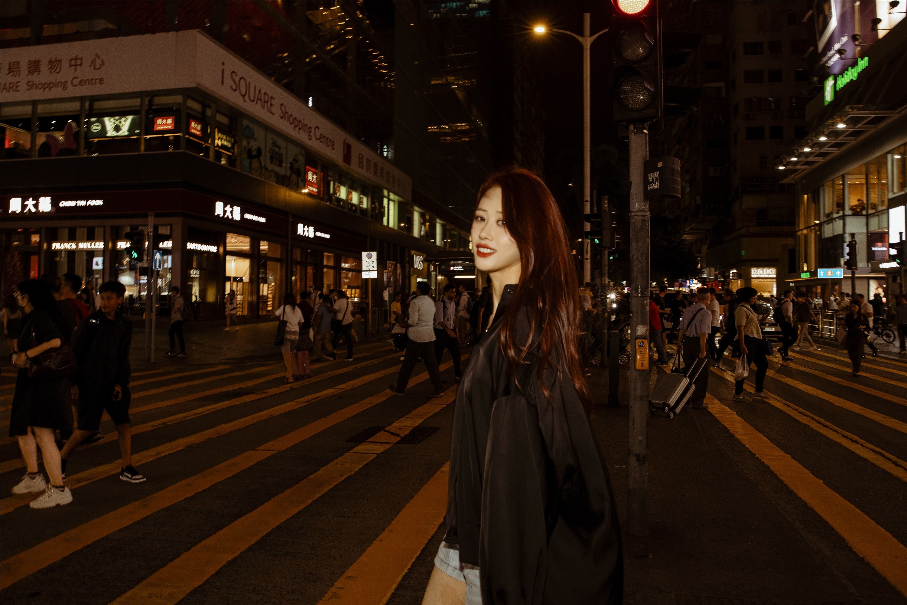 YITUYU艺图语 2025.01.28 香港的夜 Chenaling_CL